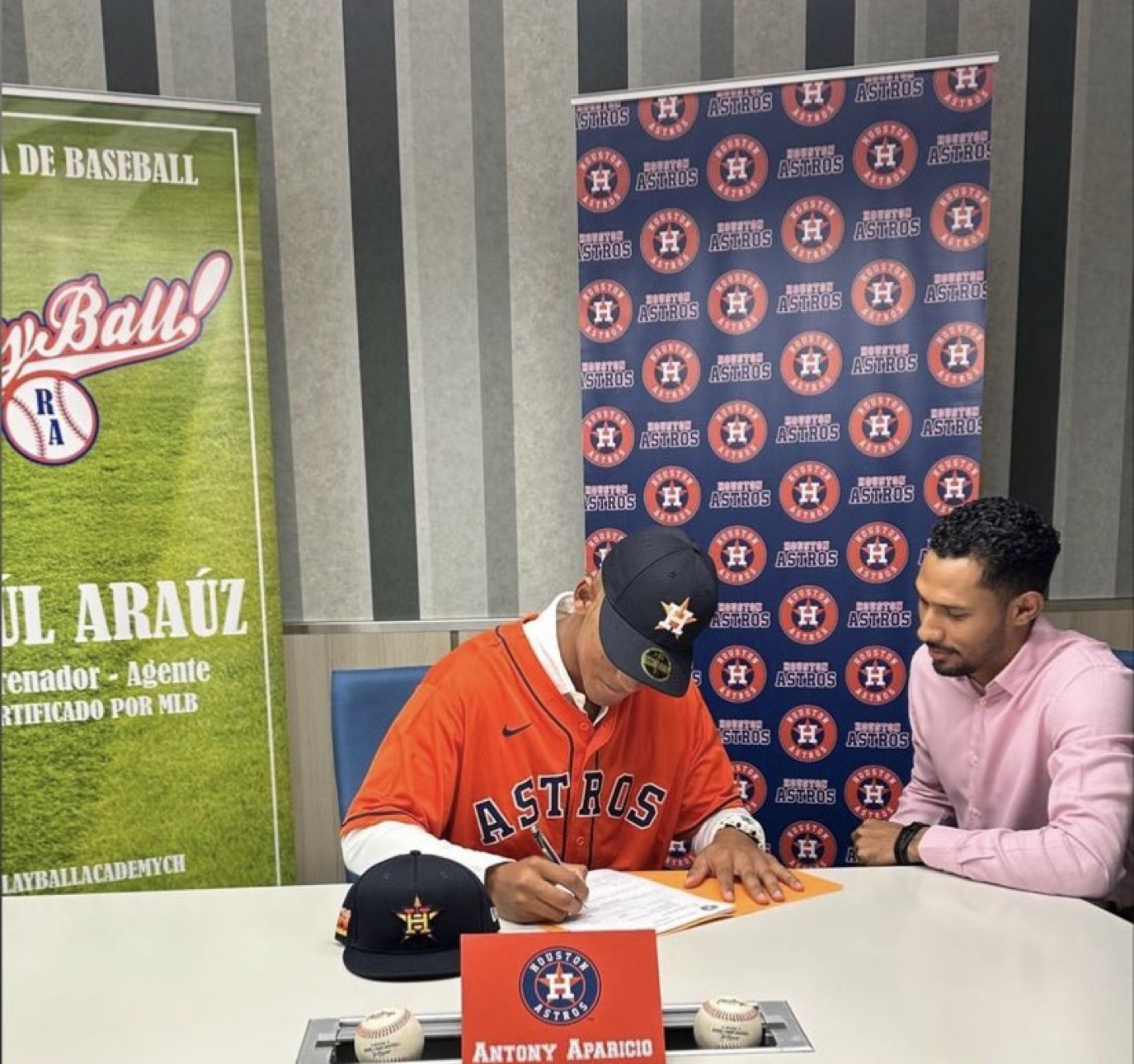 Houston Astros Prospect Antony Aparicio